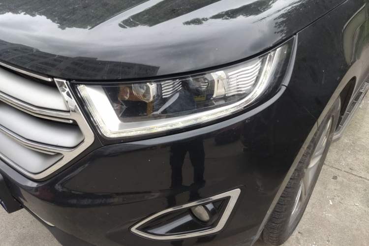 Used Ford Edge 2018 EcoBoost 245 Two-Wheel-Drive Titanium 7-Seater China V Standard
