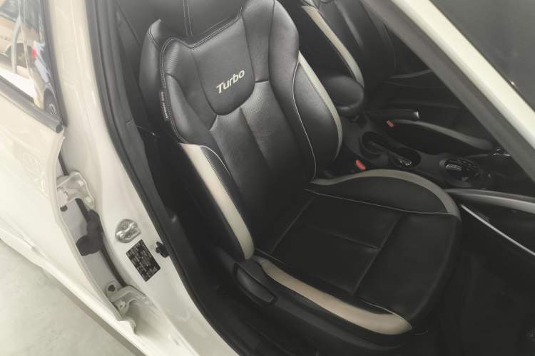 Used Hyundai Veloster 2012 1.6T Automatic Luxury Edition