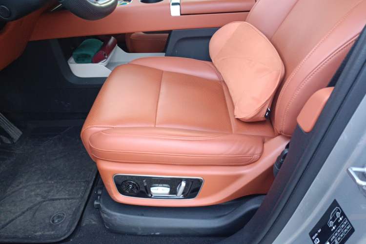 Used Li Auto L9 2022 Max model
