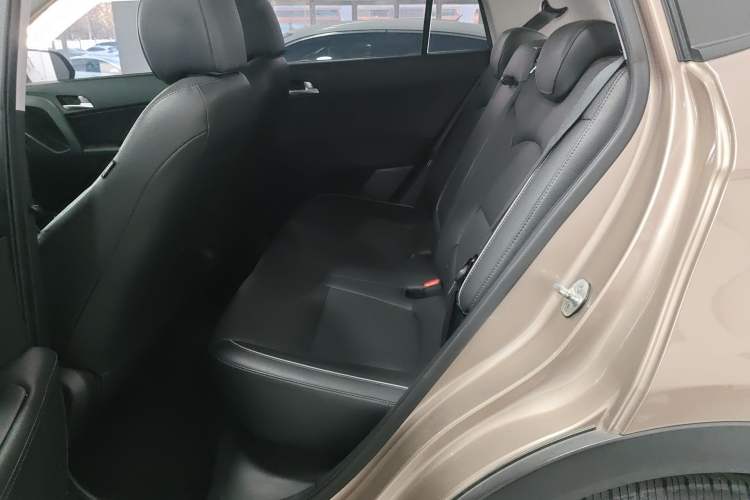 Used Hyundai ix25 2015 1.6L Automatic Two-Wheel Drive Smart GLS Trim
