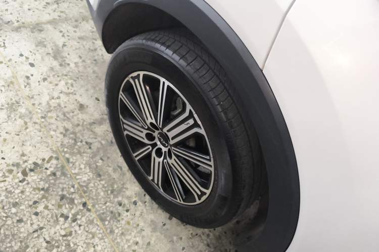 Used Kia Sportage R 2021 Ace 2.0L Splendid Edition Right Rear Wheel Hub