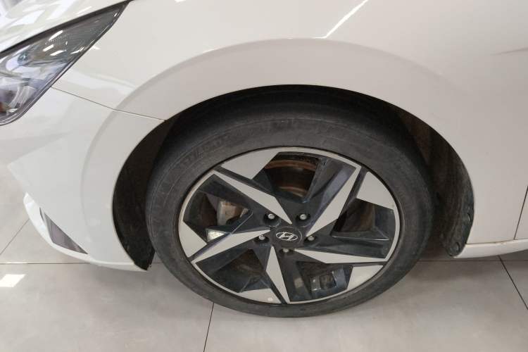 Used Hyundai Elantra 2022 1.5L CVT LUX Prestige Edition