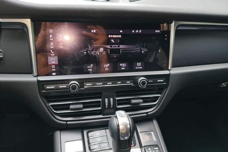 Used Porsche Macan 2021 Macan 2.0T
