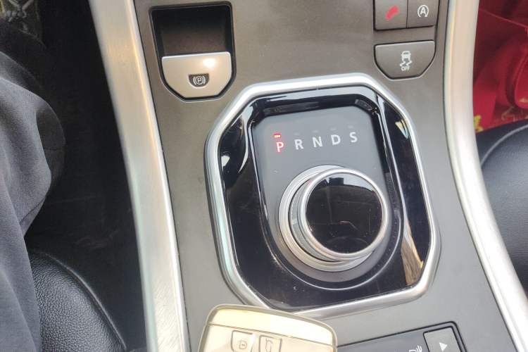 Used Land Rover Range Rover Evoque 2016 2.0T PURE Style Edition
