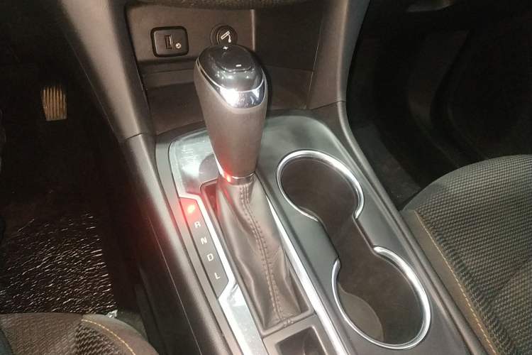 Used Chevrolet Equinox 2019 535T Automatic Lingjie Edition China V Standard Gear Lever