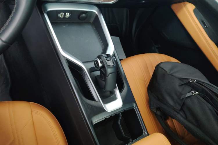 Used Haval H5 2023 2.0T Automatic All-Wheel Drive LinkedIn Gasoline
