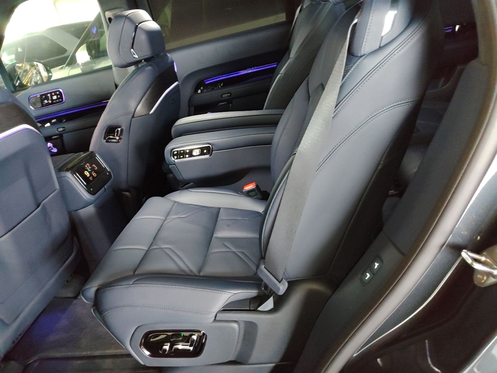 Zeekr 9X 2025 Ultra Edition 70kWh — снимка 20