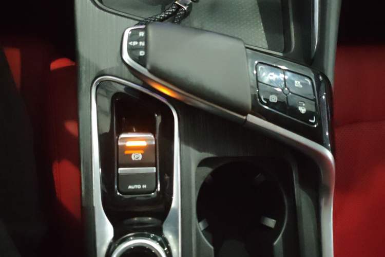 Used CHANGAN UNI-T 2020 1.5T Flagship Version Gear Lever