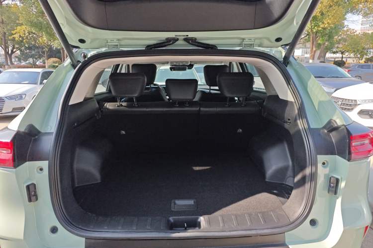 Used Dongfeng Aeolus Huge 2022 Mach Dual-Motor 1.5T MHD Dare-to-Dream Edition