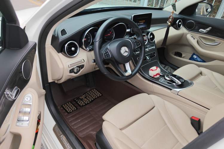 Used Mercedes-Benz C-Class 2015 C 180 L Sport Edition Driver Seat