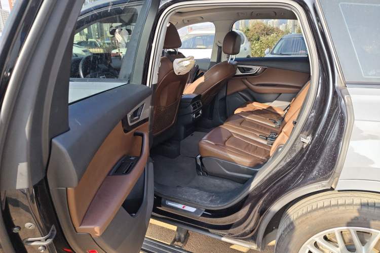 Used Audi Q7 2016 45 TFSI S line Sport Edition
