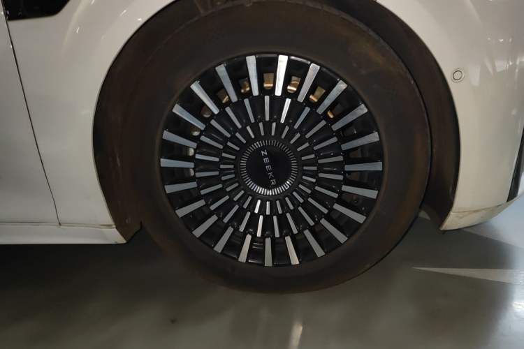 Used Zeekr 009 2022 WE Edition
