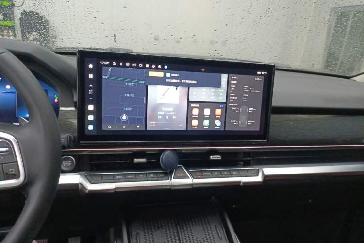 Used Tank 400 New Energy 2024 Hi4-T Off-Road Edition Audio And AC Panel