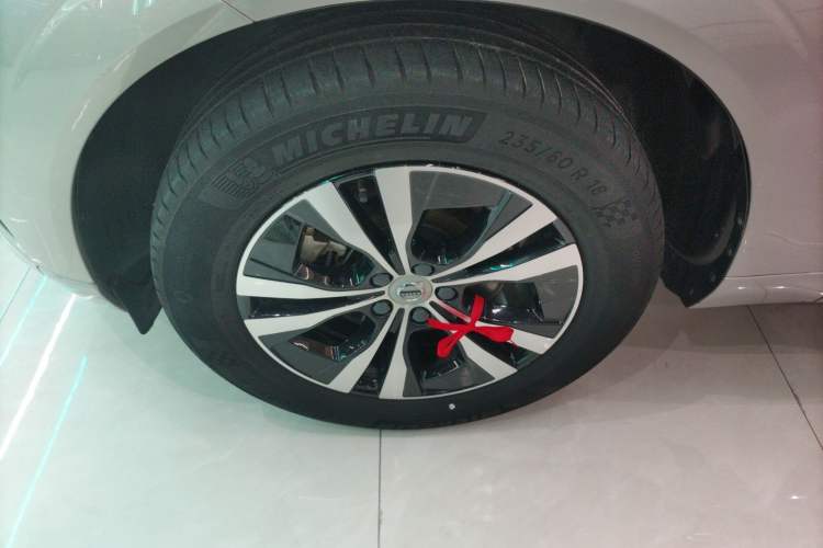 Used Volvo XC60 2023 B5 4x4 Smart Luxury Edition