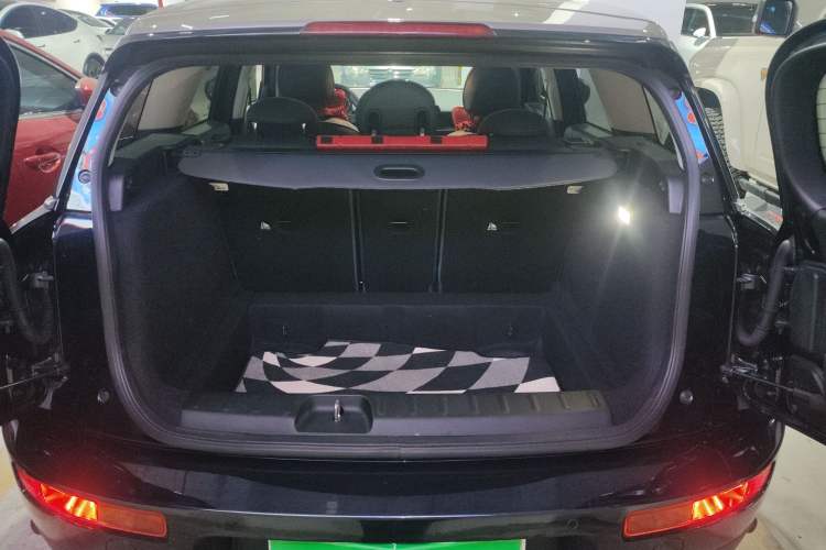 Used MINI Clubman 2023 Refresh 1.5T COOPER Connoisseur Trunk