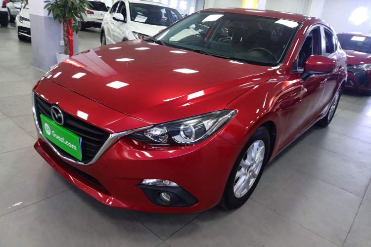Used Mazda 3 Axela 2016 Sedan 1.5L Automatic Comfort Model