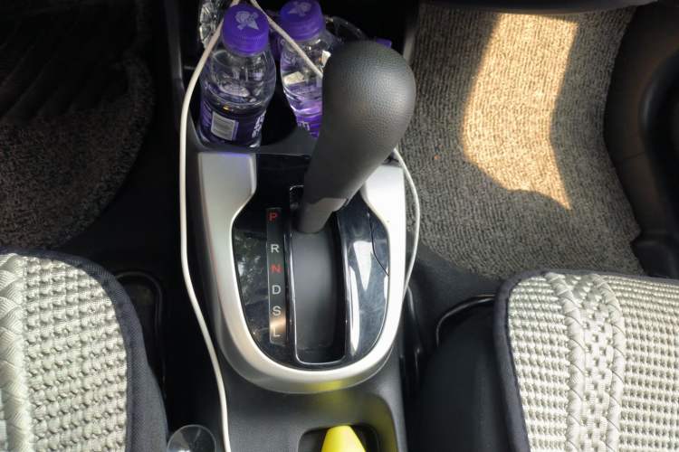 Used Honda Fit 2014 1.5L SE CVT Fashion Model