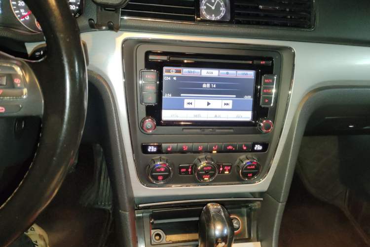 Used Volkswagen Passat 2015 2.0 TSI DSG Prestige Edition
