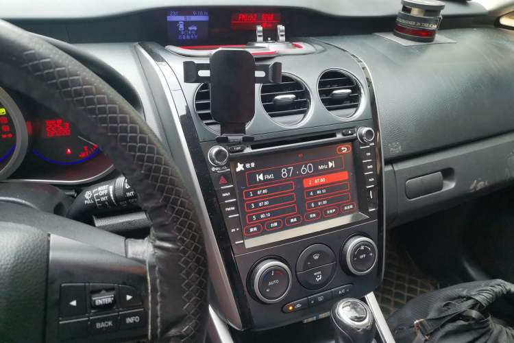 Used Mazda CX-7 2014 2.5L 2WD Luxury Edition
