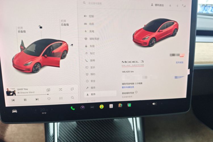 Used Tesla Model 3 2019 Performance High-Performance All-Wheel-Drive Version Odometer Close Up