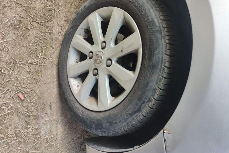 Used Baojun 630 2011 1.5L manual Elite version
