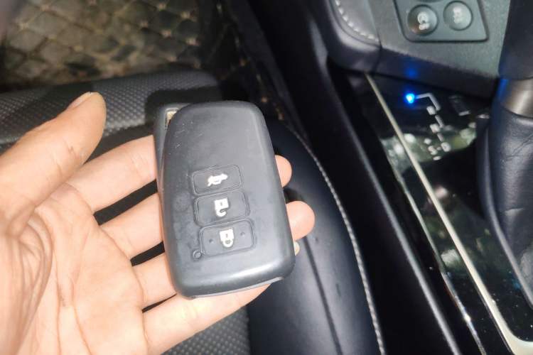 Used Lexus ES 2015 200 Elite Edition Vehicle Key