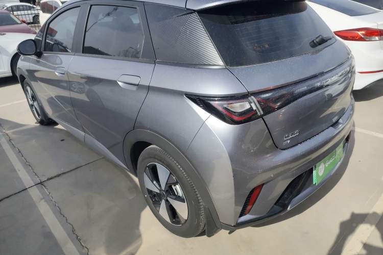 Used BYD Dolphin 2023 420 km Fashion Edition