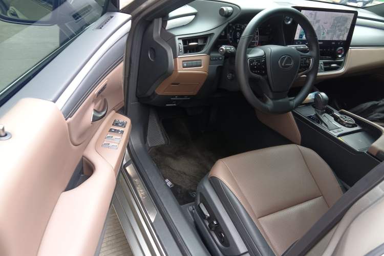 Used Lexus ES 2025 200 Premium Edition