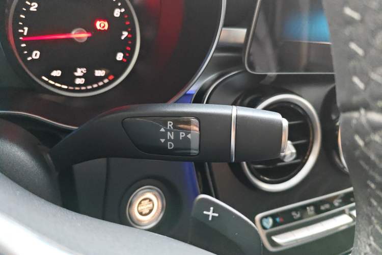 Used Mercedes-Benz C-Class 2019 C 180 L Fashion Edition Sport Version Gear Lever