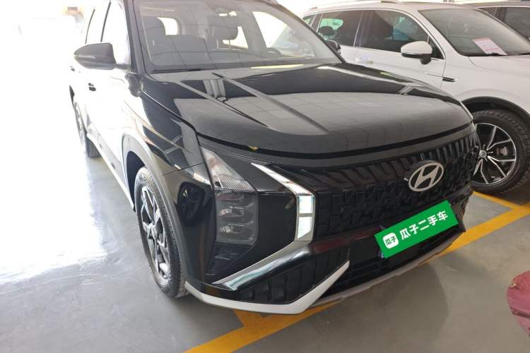 Used Hyundai ix35 2023 Musso 2.0L Deluxe Edition DLX
