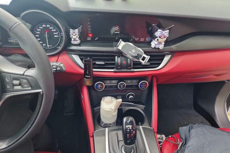 Used Alfa Romeo Stelvio 2017 2.0T 200HP Luxury Edition
