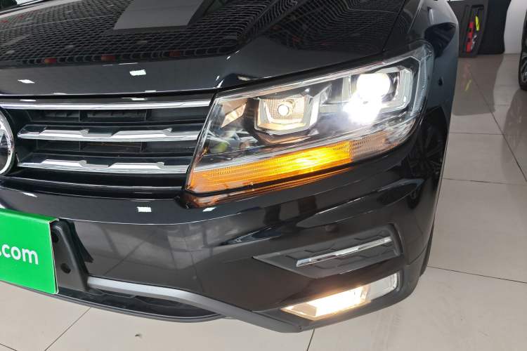 Used Volkswagen Tiguan L 2021 330TSI Automatic Two-Wheel Drive Smart Edition Left Front Headlight