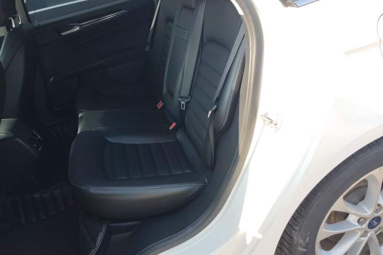 Used Ford Mondeo 2020 EcoBoost 180 Stylish Model
