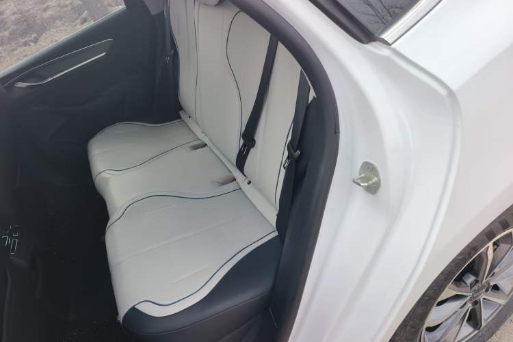 Used BYD Destroyer 05 2024 HONOR Edition DM-i 55KM Luxury Model
