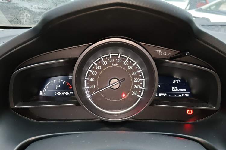 Used Mazda 3 Axela 2017 Sedan 1.5L Automatic Comfort Model Emission Standard China V Instrument Cluster