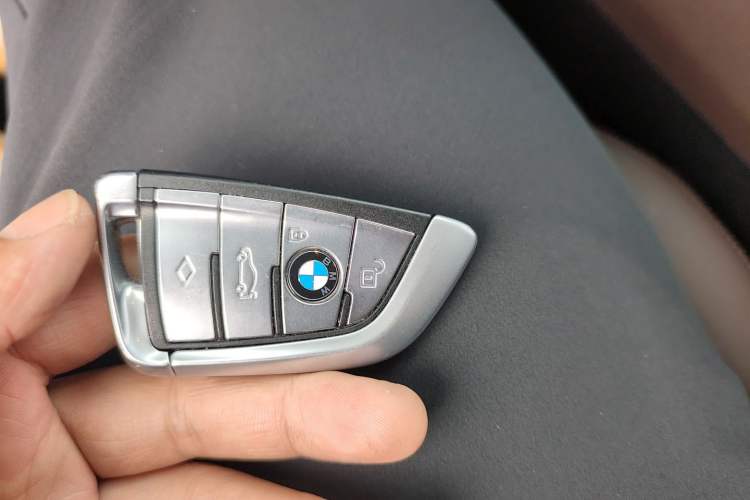 Used BMW 5 Series New Energy 2019 Updated Version 530Le Luxury Package Vehicle Key