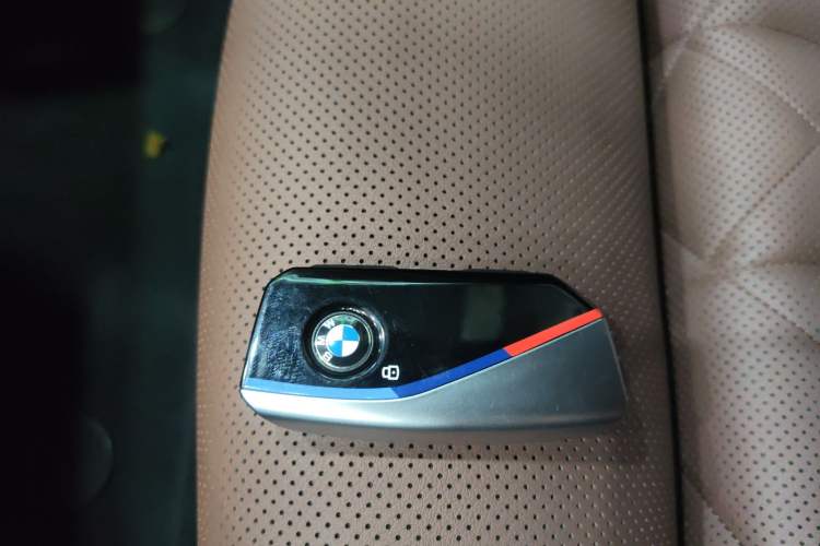 Used BMW X6 2023 xDrive40i M Sport Package Interior 1