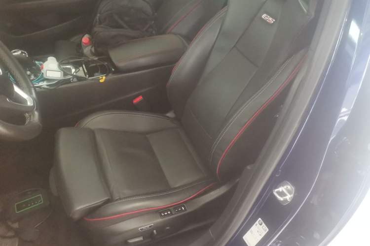 Used Buick Regal 2019 GS 28T Prestige Model China VI Standard Left Front Seat