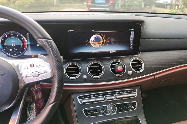 Used Mercedes-Benz E-Class 2019 Restyled E 300 L Sporty and Stylish Edition
