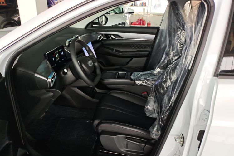 Used Dongfeng Aeolus SKY EV01 2025 530 km AIR Elite Edition
