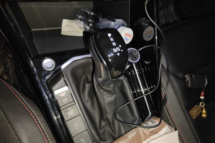 Used Volkswagen Tayron 2019 330TSI Two-Wheel Drive Luxury Model China VI Standard Gear Lever