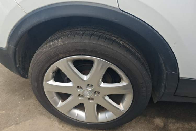 Used Buick Encore 2015 1.4T Automatic Two-Wheel Drive Urban Leading Model Right Rear Wheel Hub