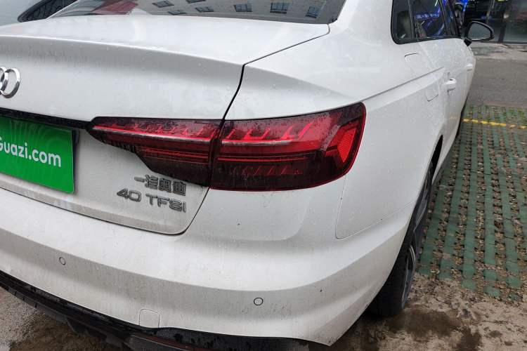 Used Audi A4L 2024 40 TFSI Luxury Dynamic Edition Right Rear Taillight