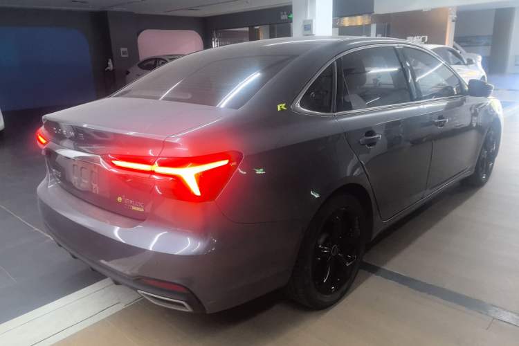 Used Roewe i6 MAX New Energy 2020 1.5T PHEV Cool & Stylish Skyroof Edition
