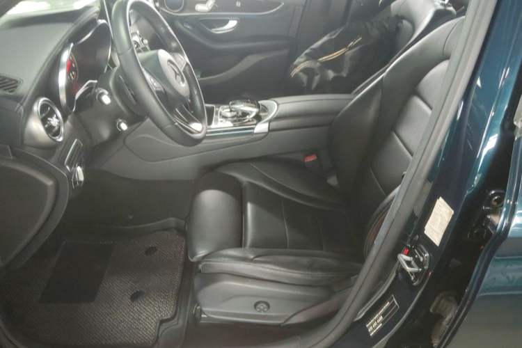 Used Mercedes-Benz GLC 2019 GLC 260 L 4MATIC Dynamic Model Left Front Seat