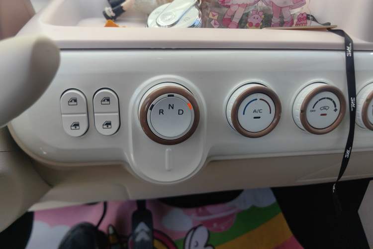 Used Bestune Pony 2026 222km Colorful Horse Gear Lever