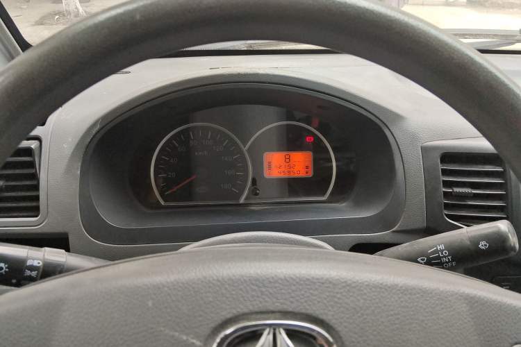 Used BAIC Weiwang 306 2011 1.3L base model 7 seats
