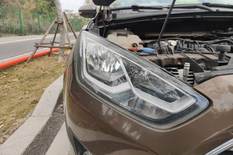 Used Ford Escort 2015 1.5L Manual Fashion Edition