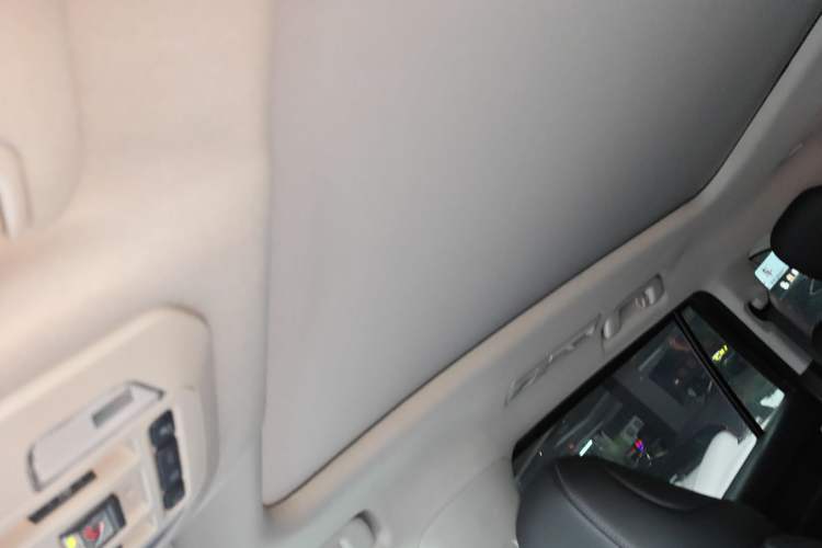 Used Toyota Highlander 2022 Dual-Engine 2.5L Four-Wheel Drive Prestige Version 7 Seats
