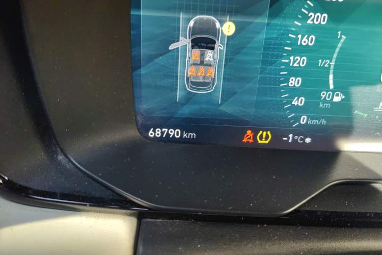 Used Lynk & Co 02 2018 1.5T DCT Two-Wheel Drive Zhaopu Version China V Standard
